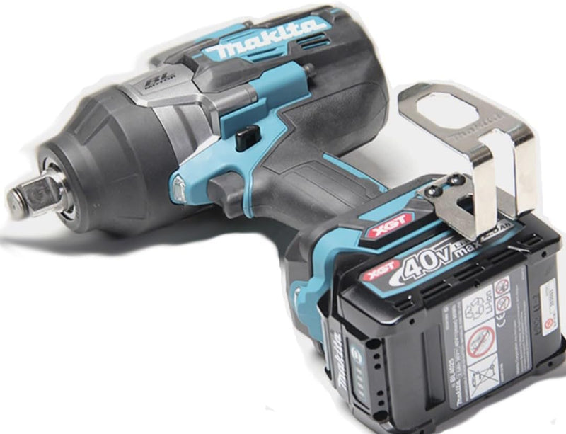 Makita - Cordless Impact Wrench Kit